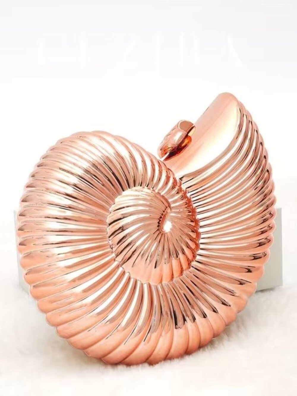 ROSE GOLD SHELL BAG